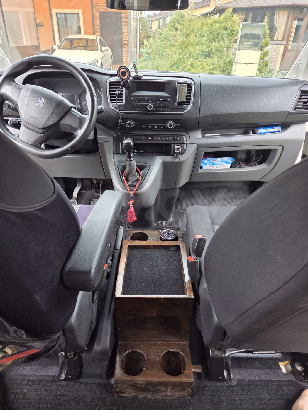 Peugeot Expert фото 10