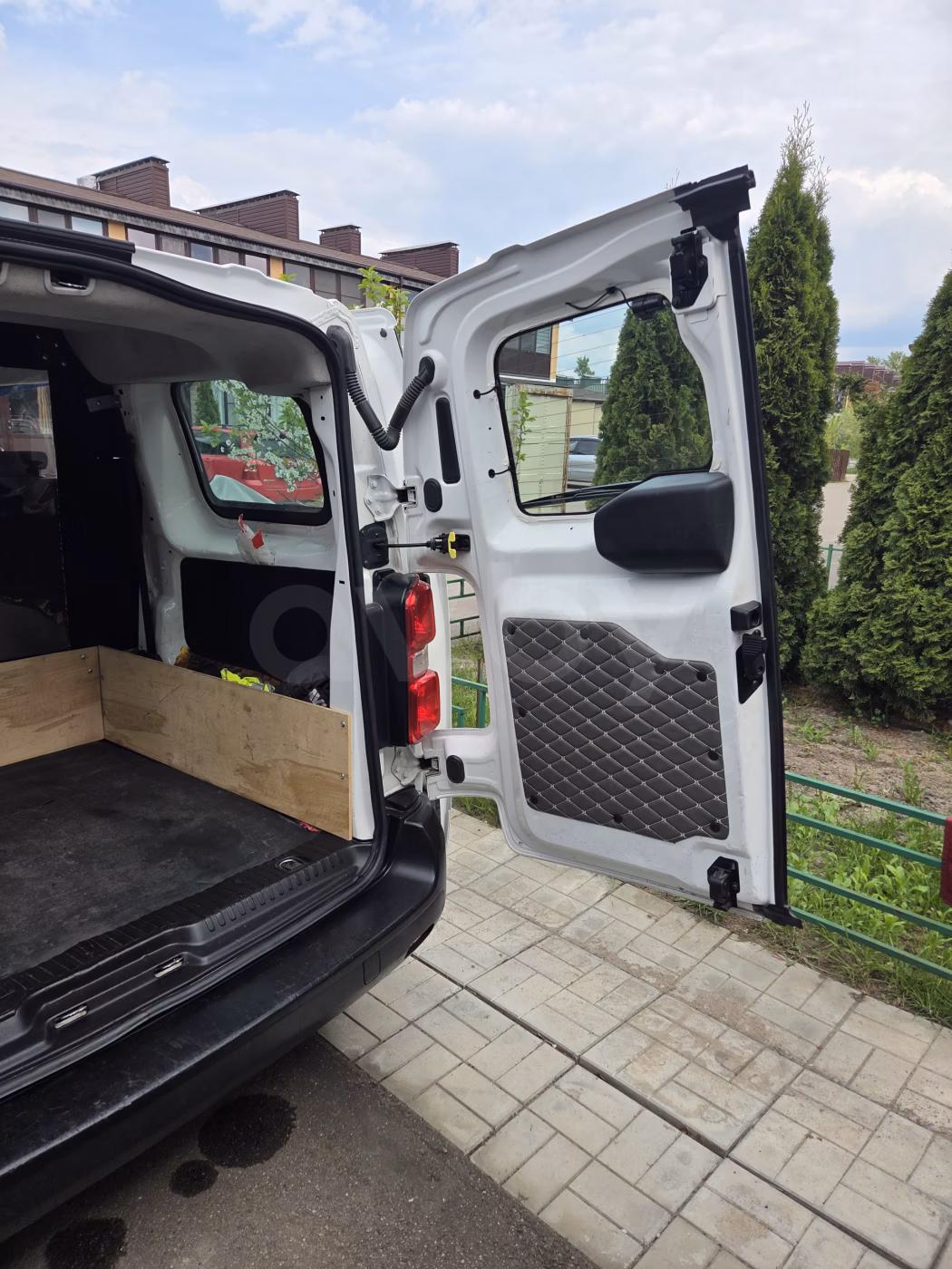 Peugeot Expert фото 2