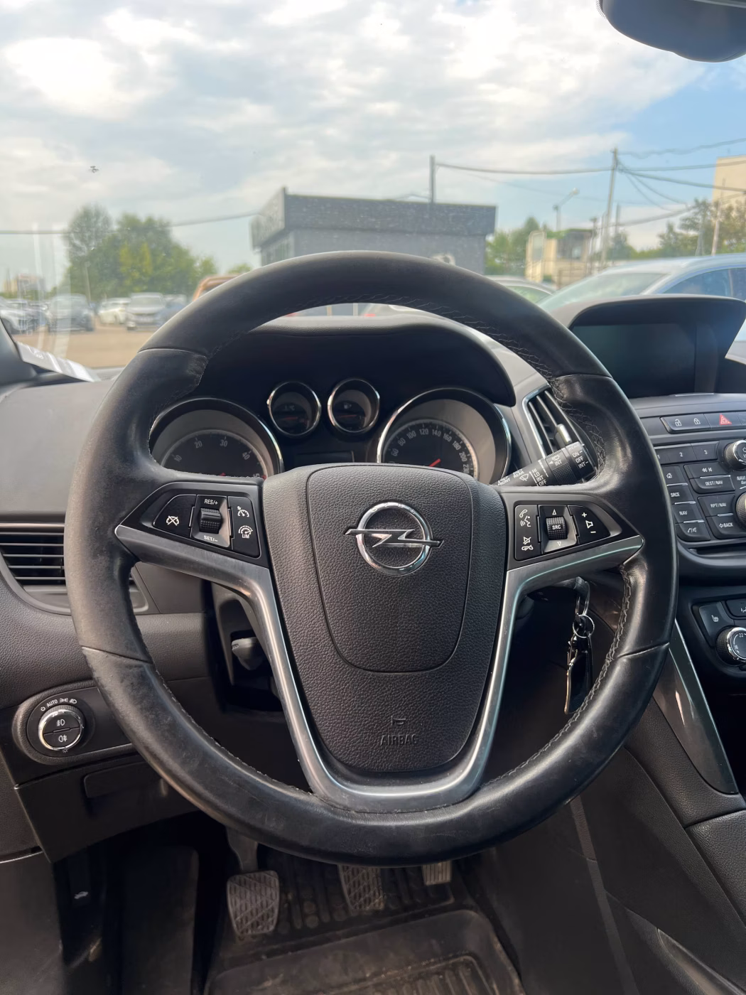 Opel Zafira фото 11