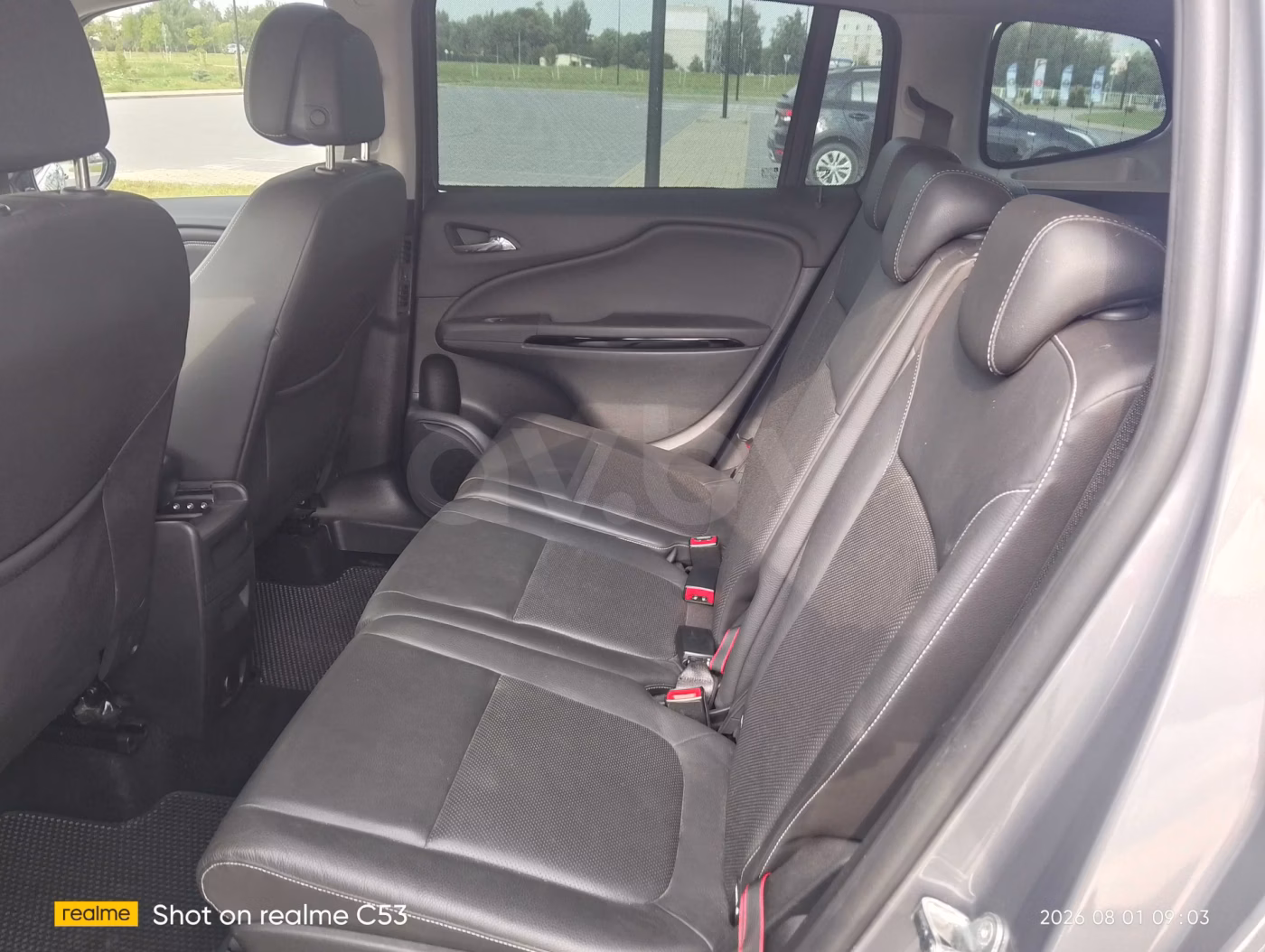 Opel Zafira фото 7