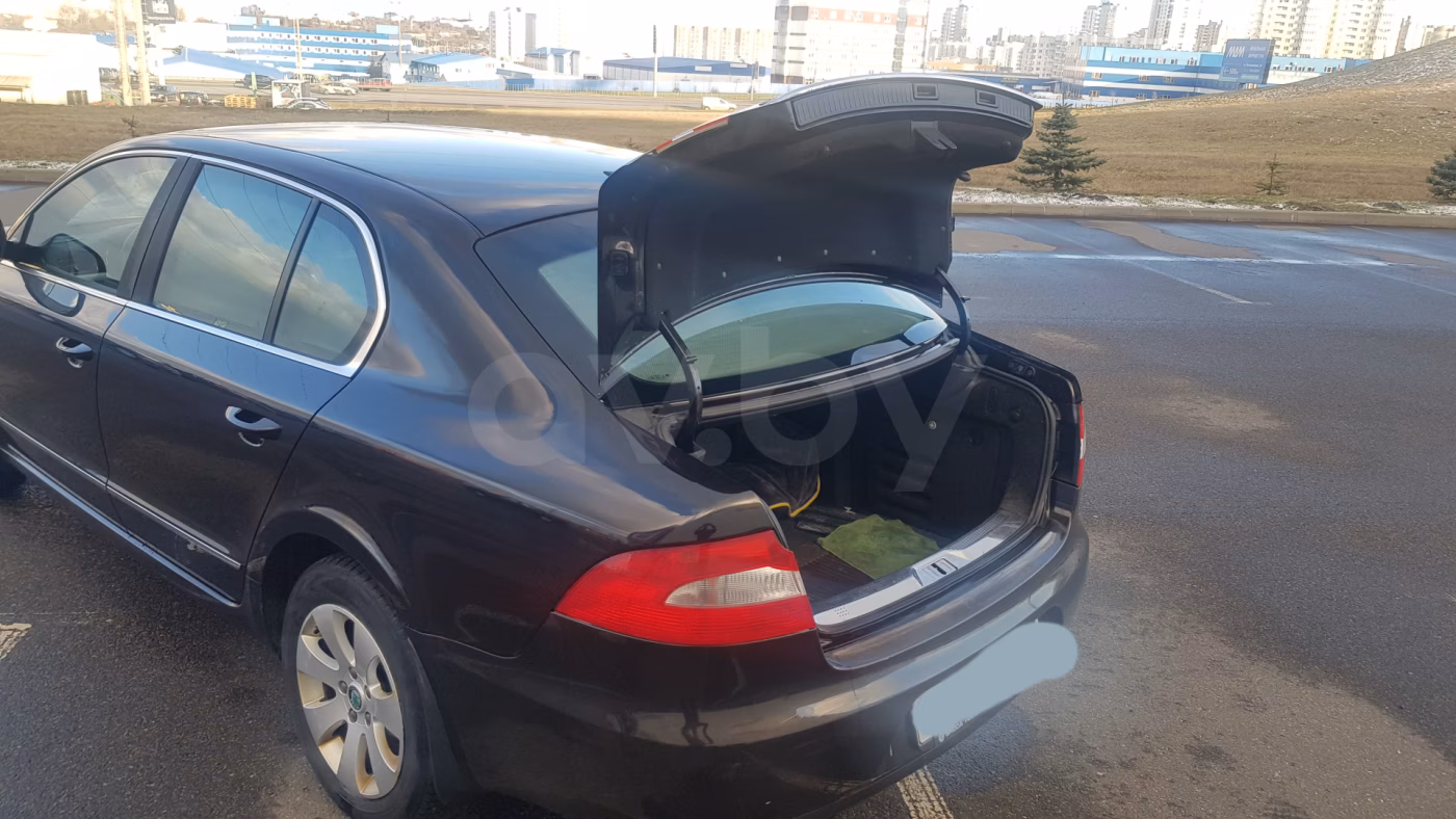 Skoda Superb фото 9