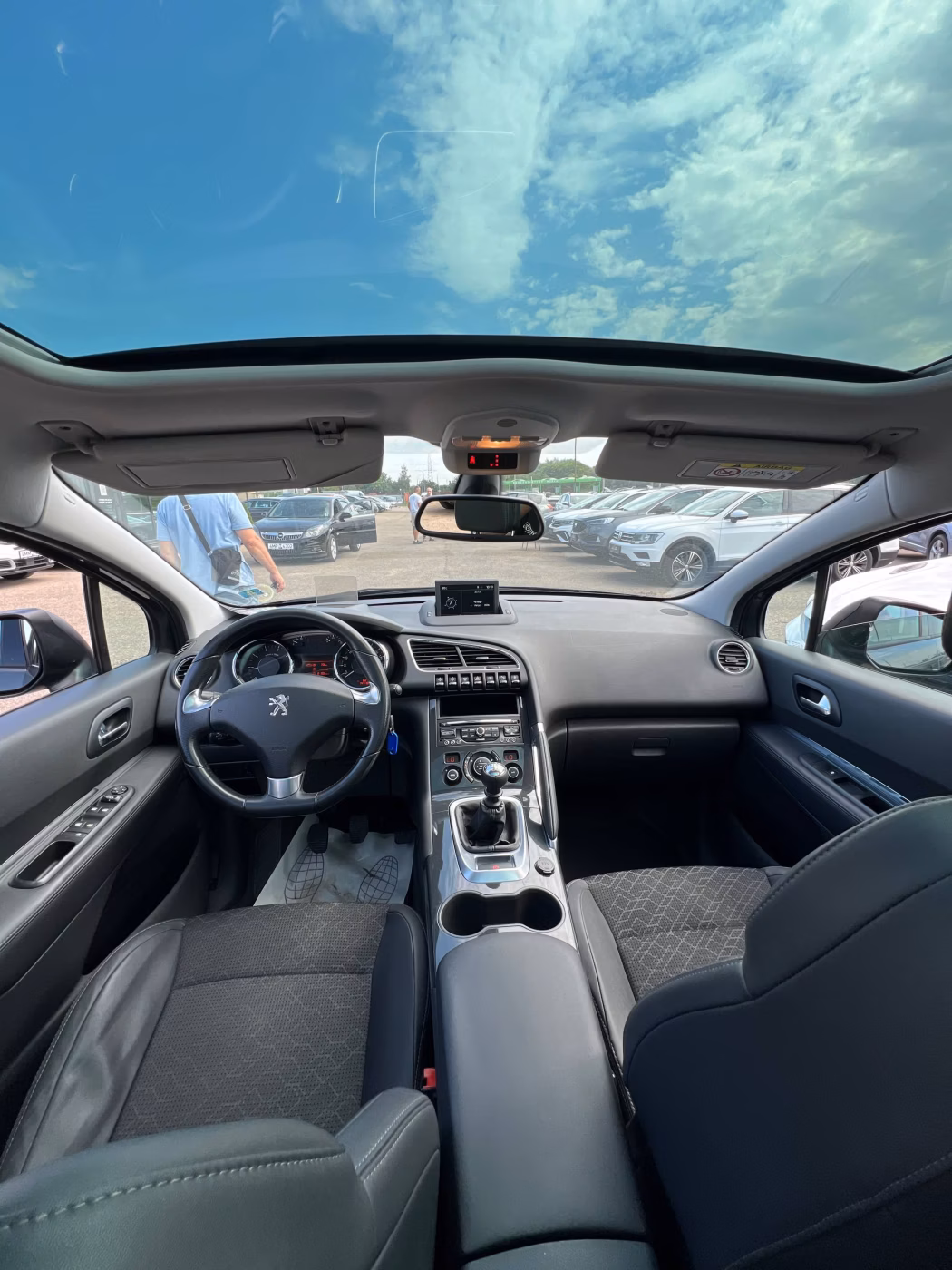 Peugeot 3008 фото 15