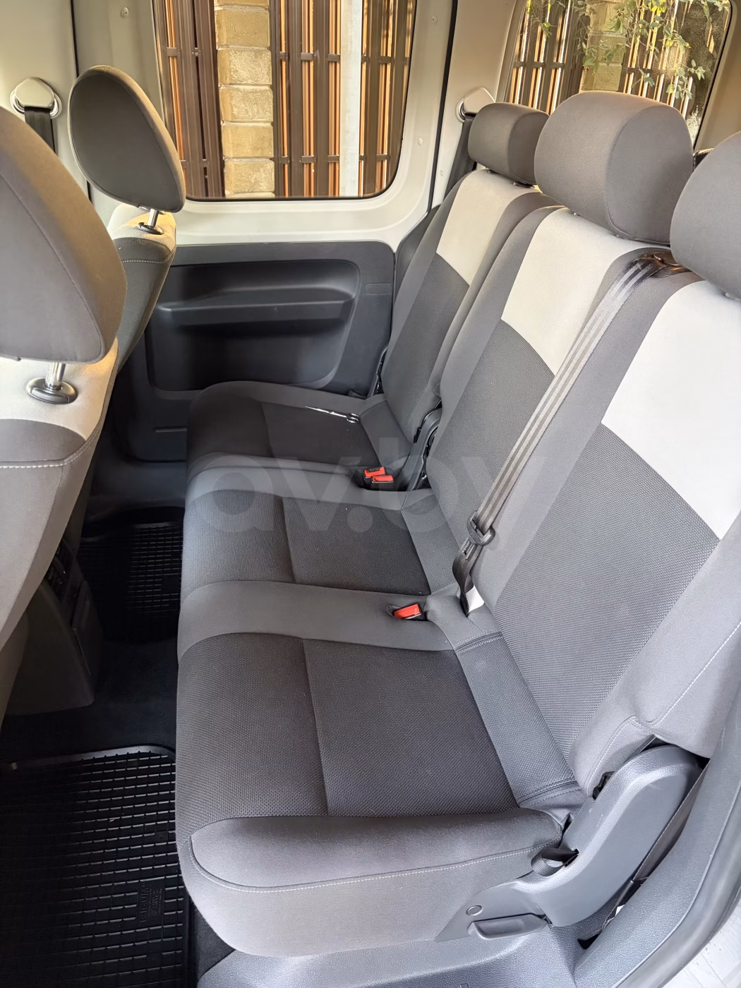 Volkswagen Caddy фото 9