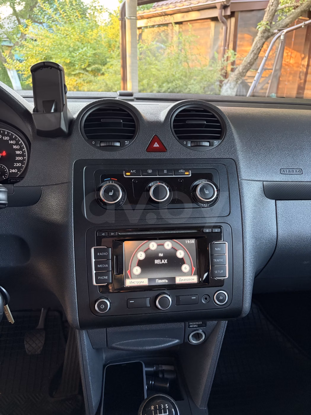 Volkswagen Caddy фото 15