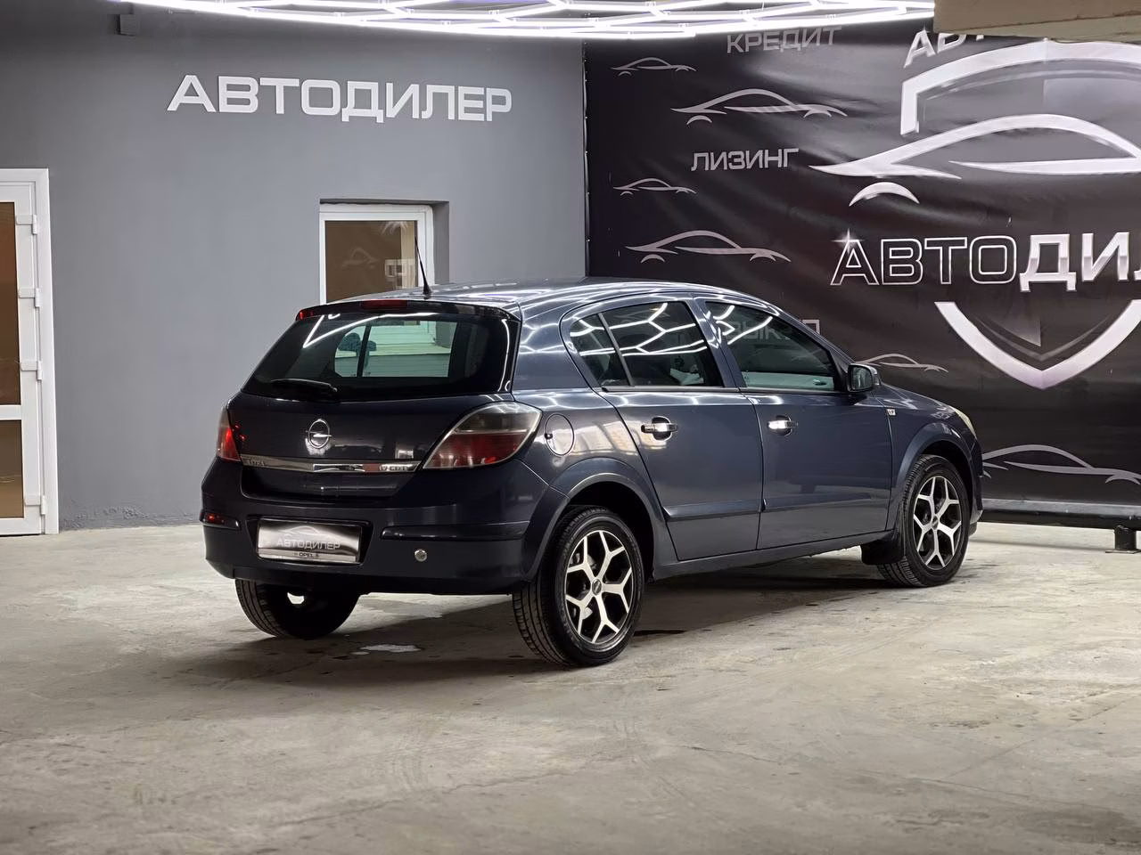 Opel Astra фото 4
