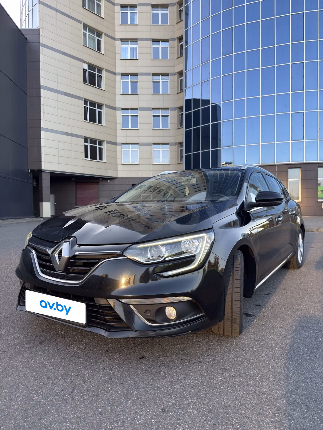 Renault Megane фото 2