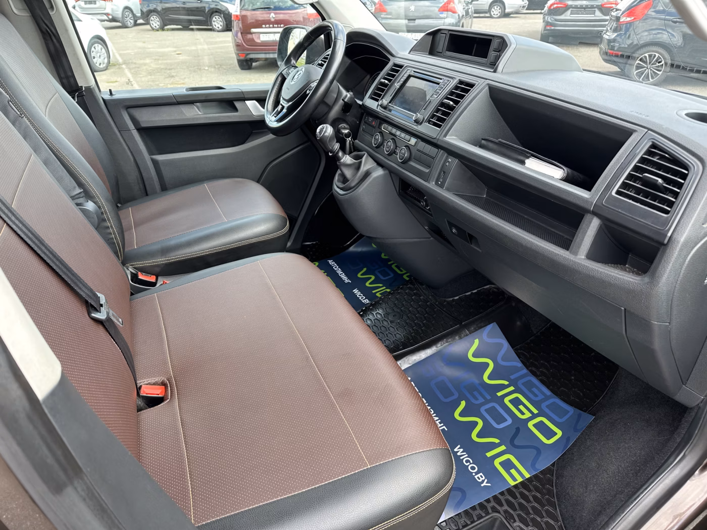 Volkswagen Caravelle фото 12