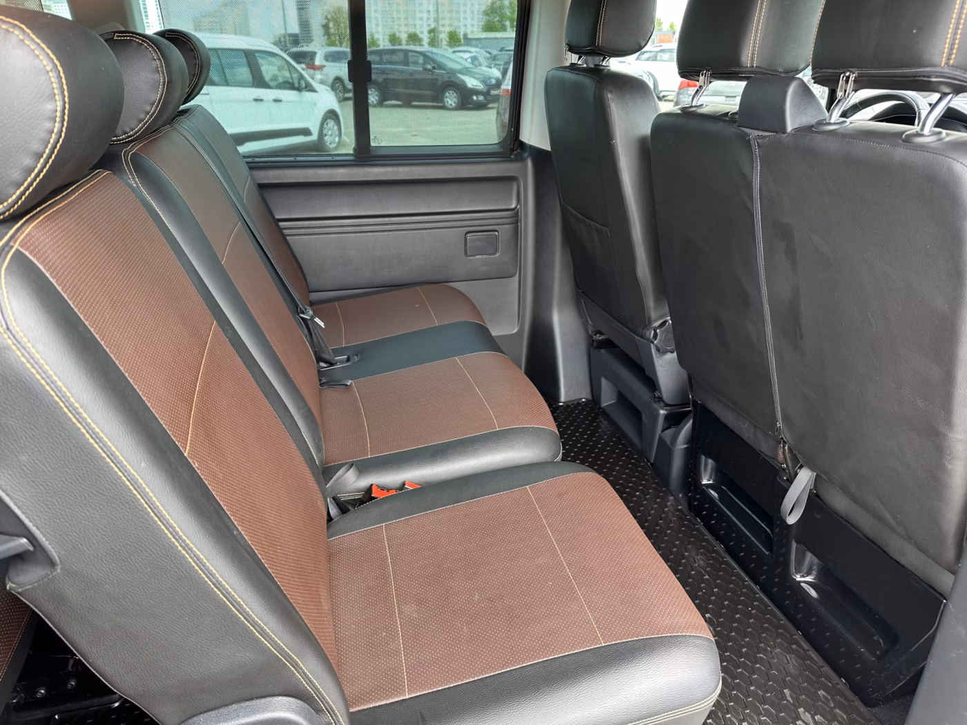 Volkswagen Caravelle фото 11