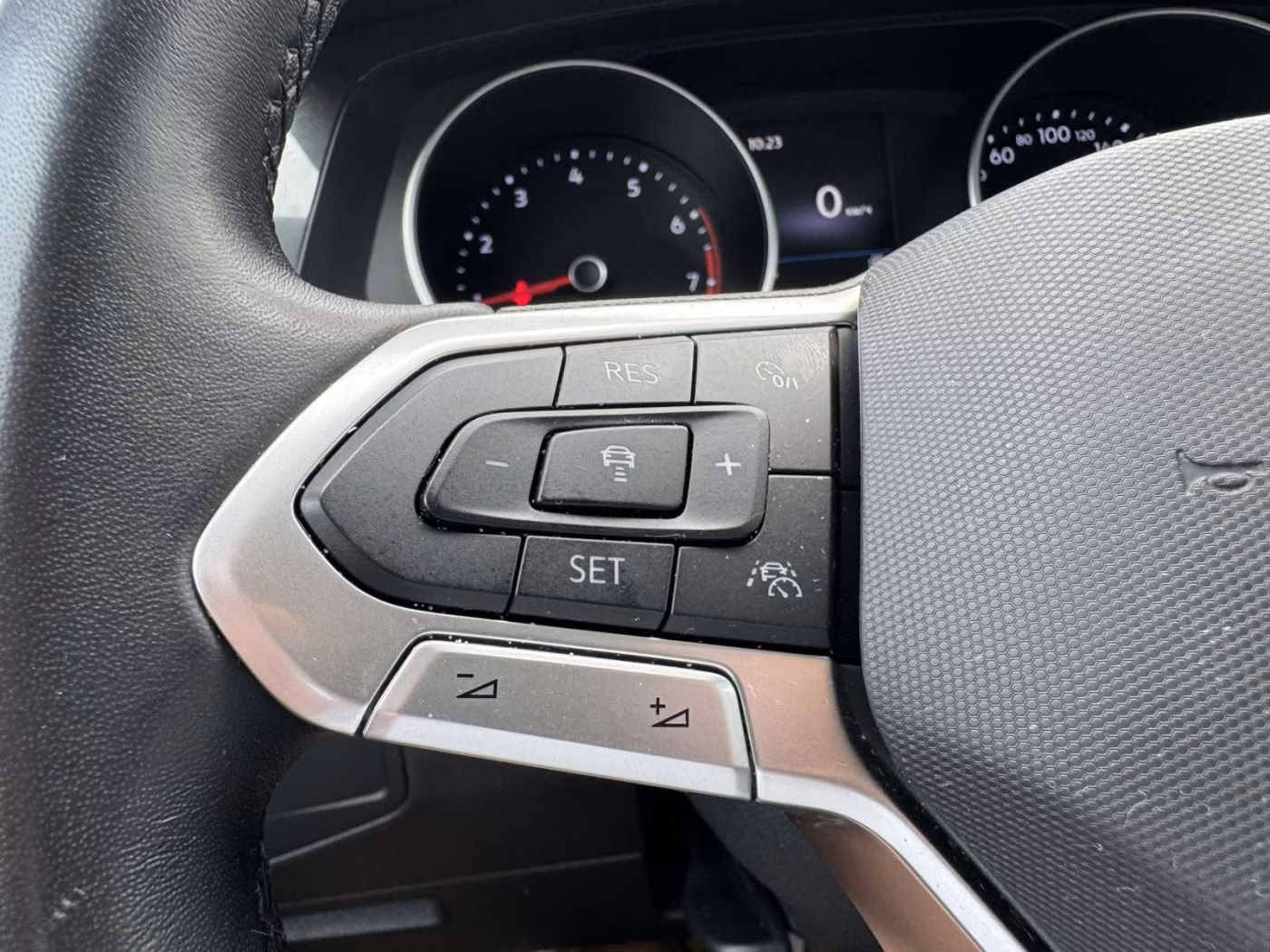 Volkswagen Tiguan фото 18