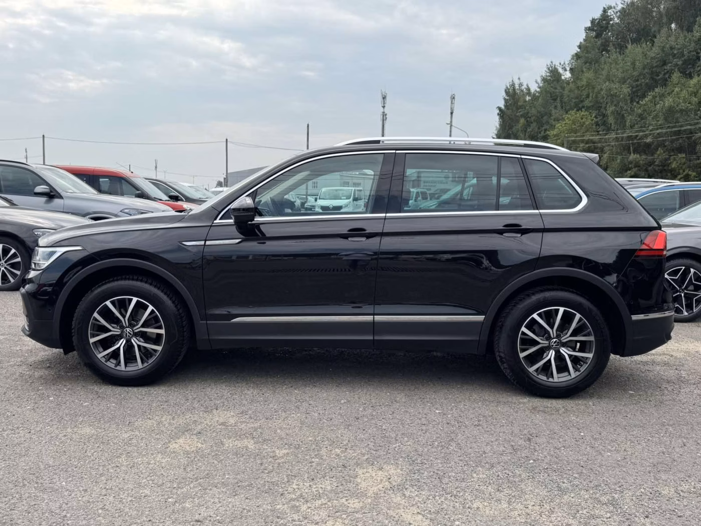 Volkswagen Tiguan фото 3