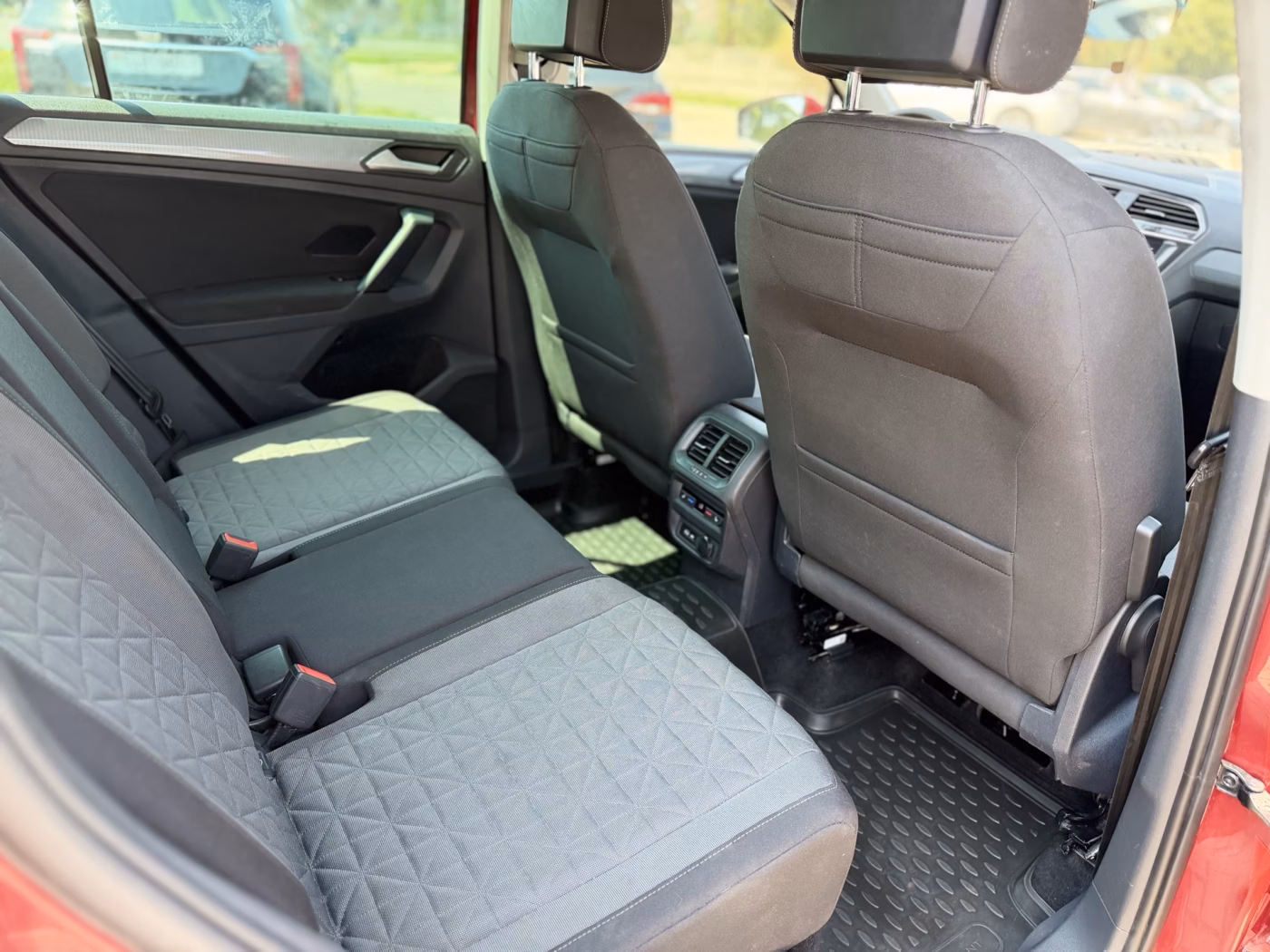 Volkswagen Tiguan фото 18