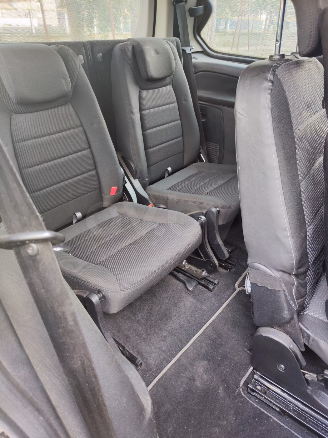 Ford Galaxy фото 24