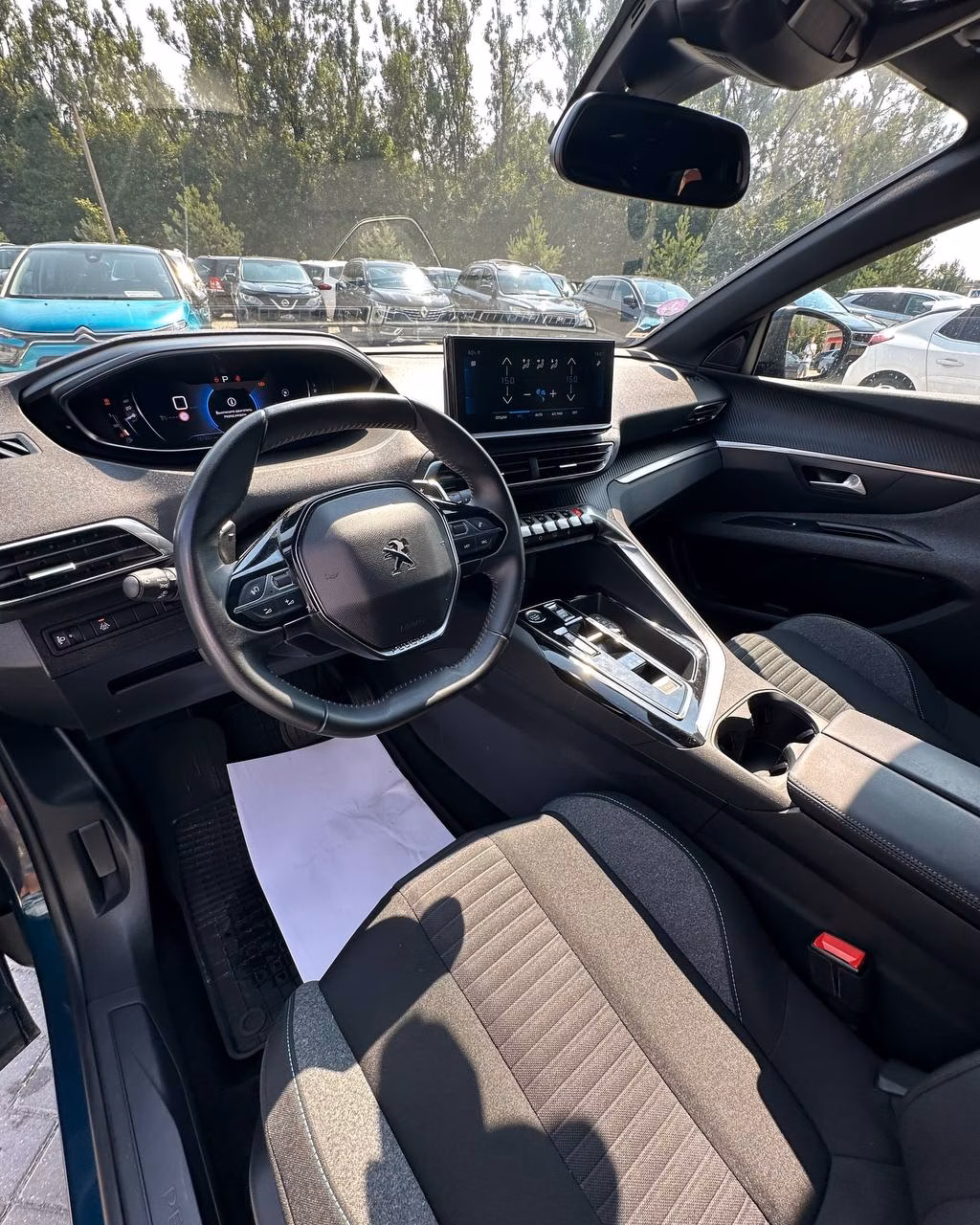 Peugeot 5008 фото 9