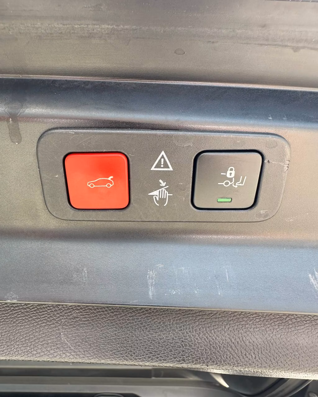 Peugeot 5008 фото 20