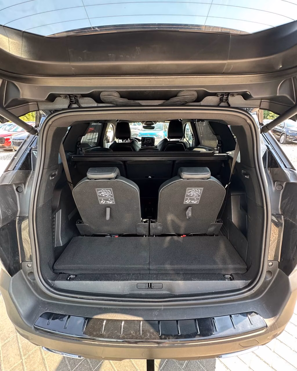 Peugeot 5008 фото 21