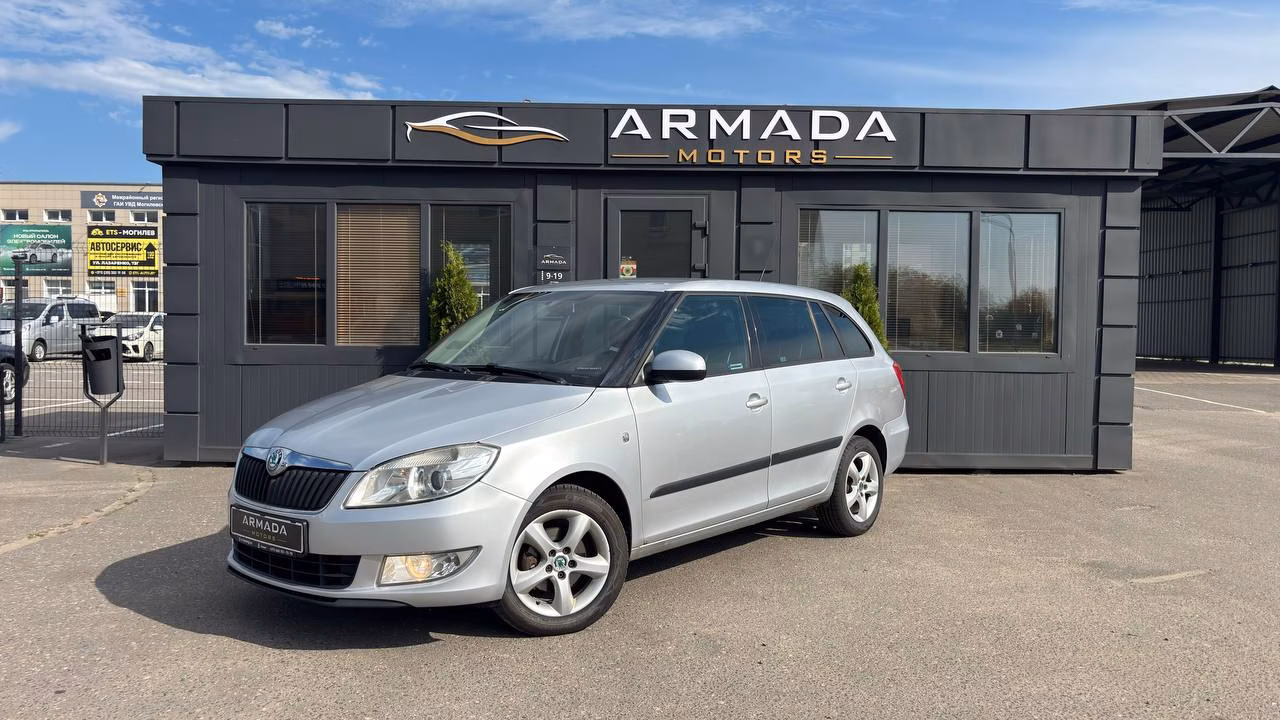 Skoda Fabia фото 2