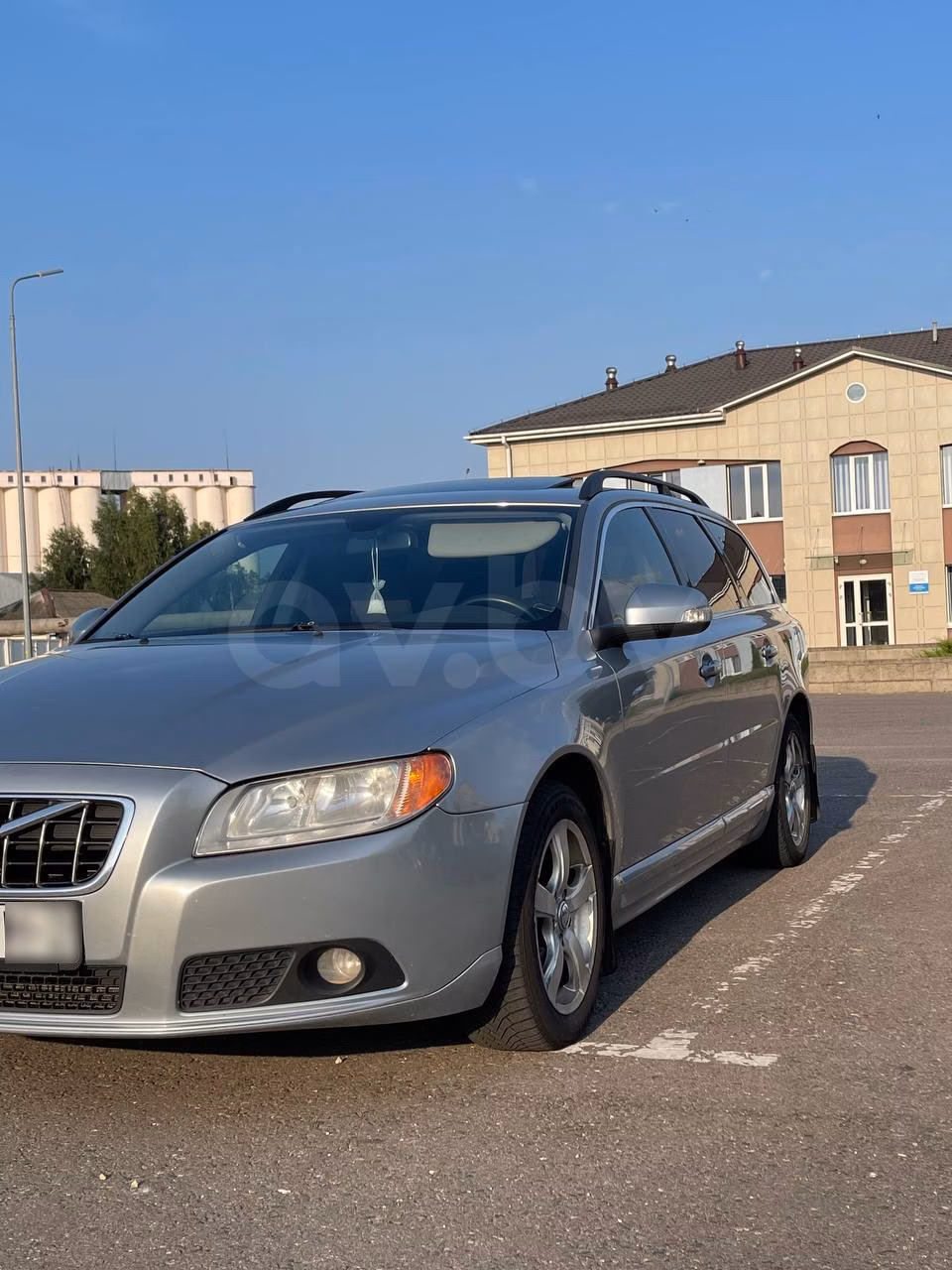Volvo V70 фото 3