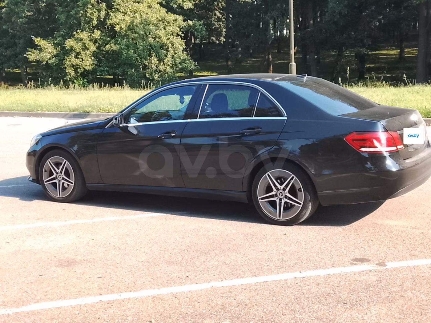 Mercedes-Benz E-Класс фото 6