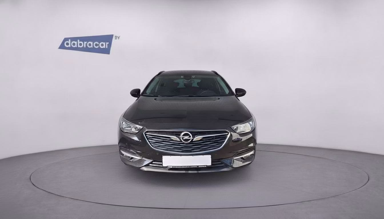 Opel Insignia фото 2
