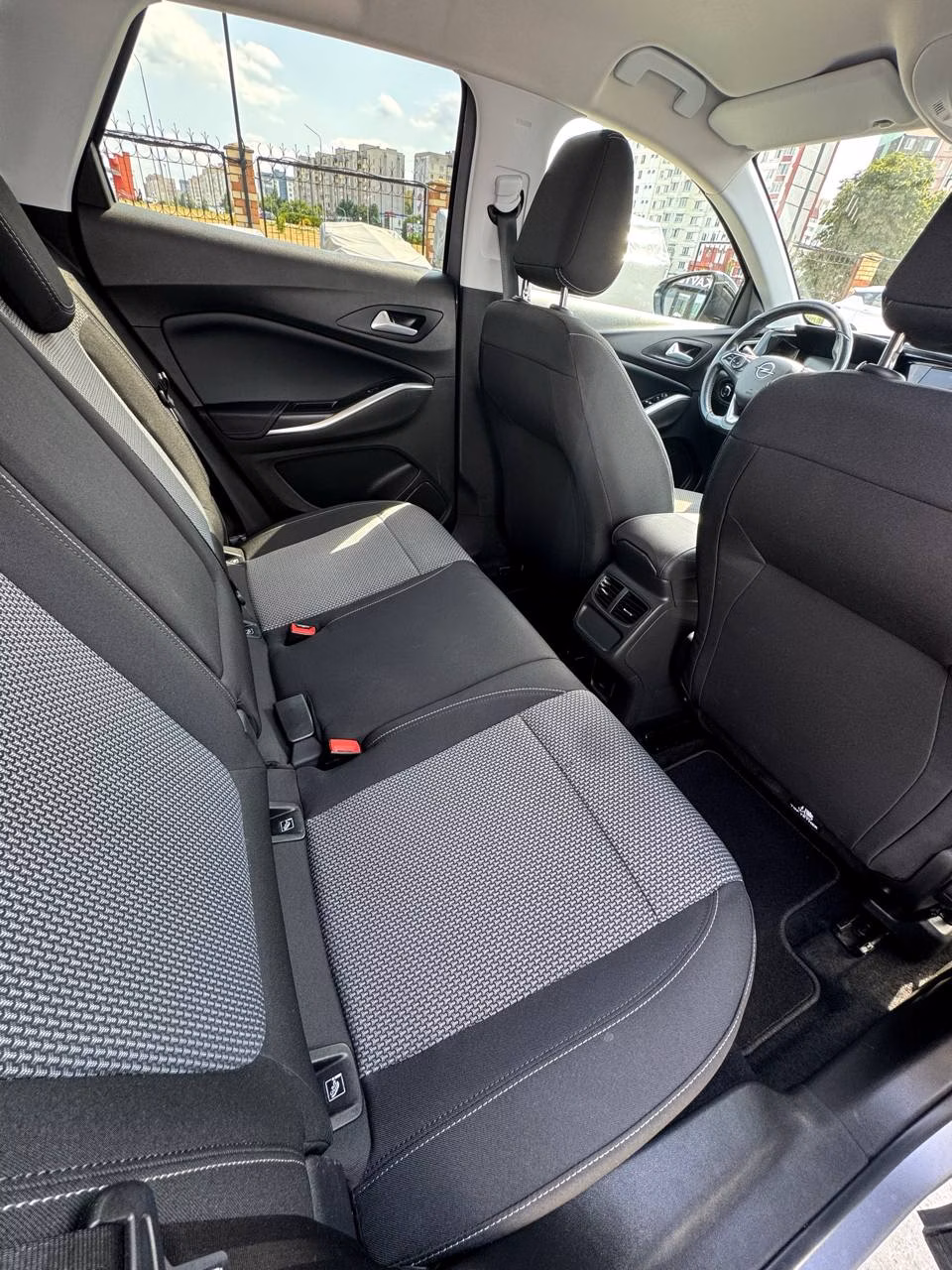 Opel Grandland X фото 14