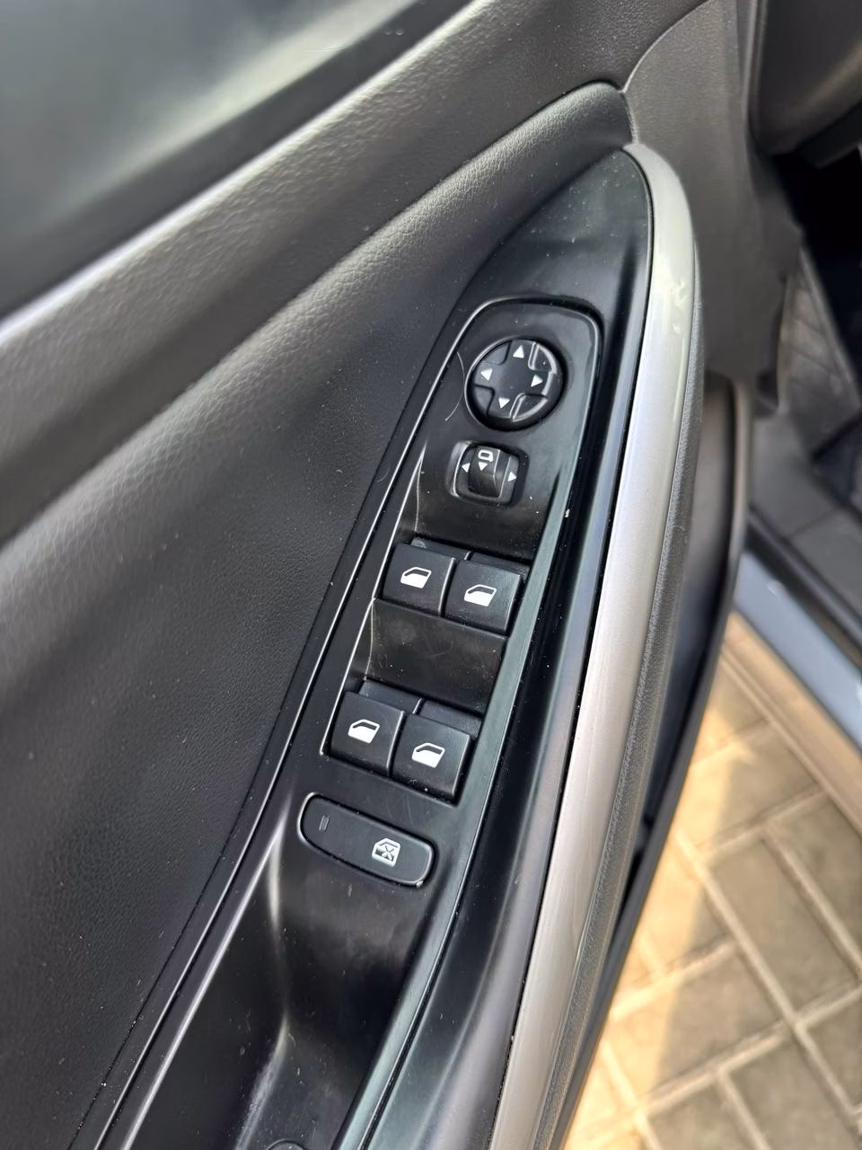 Opel Grandland X фото 16