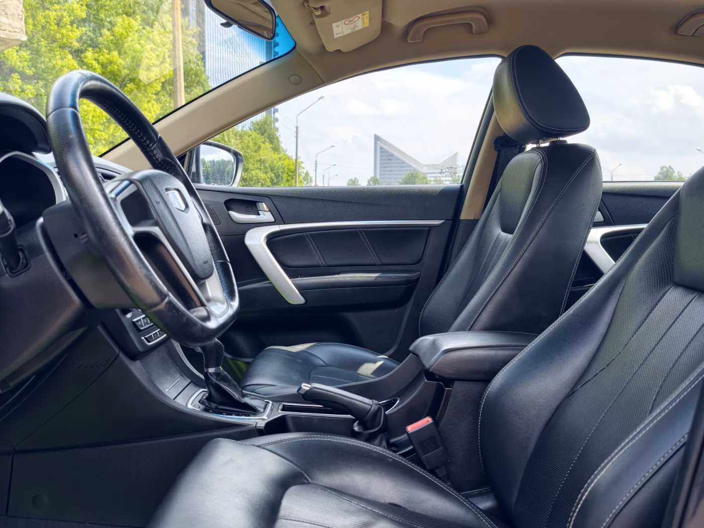 Geely Emgrand фото 10