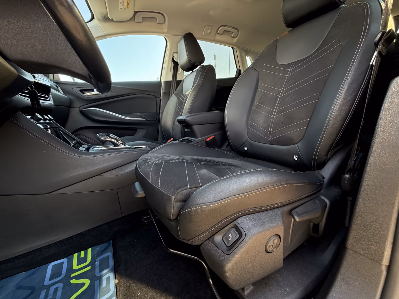 Opel Grandland X фото 10