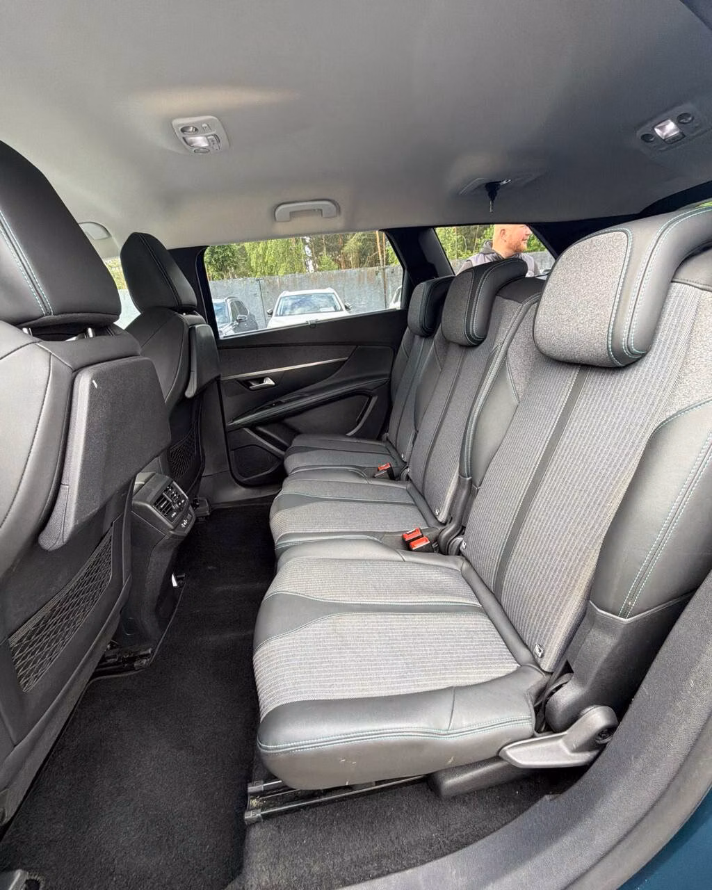 Peugeot 5008 фото 9