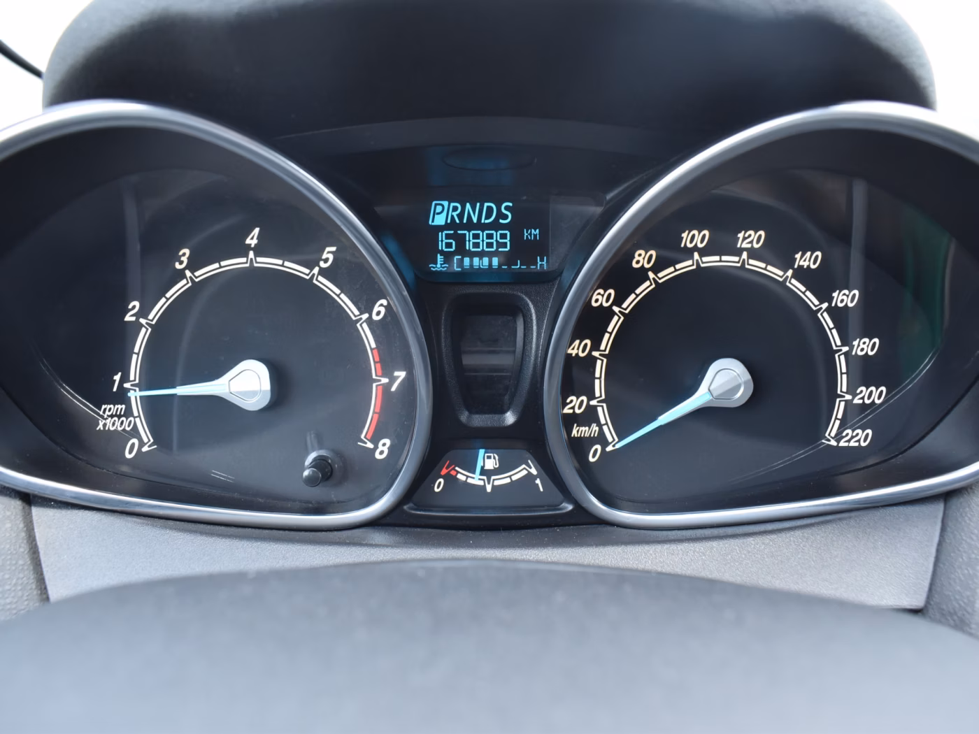 Ford Fiesta фото 23