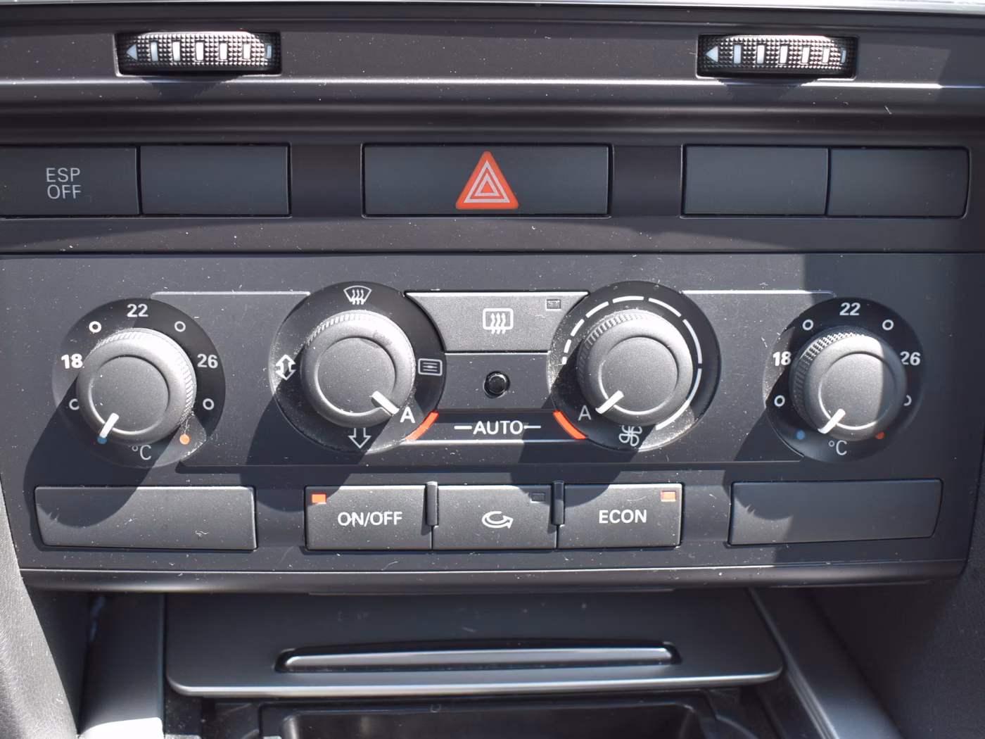Audi A6 фото 19