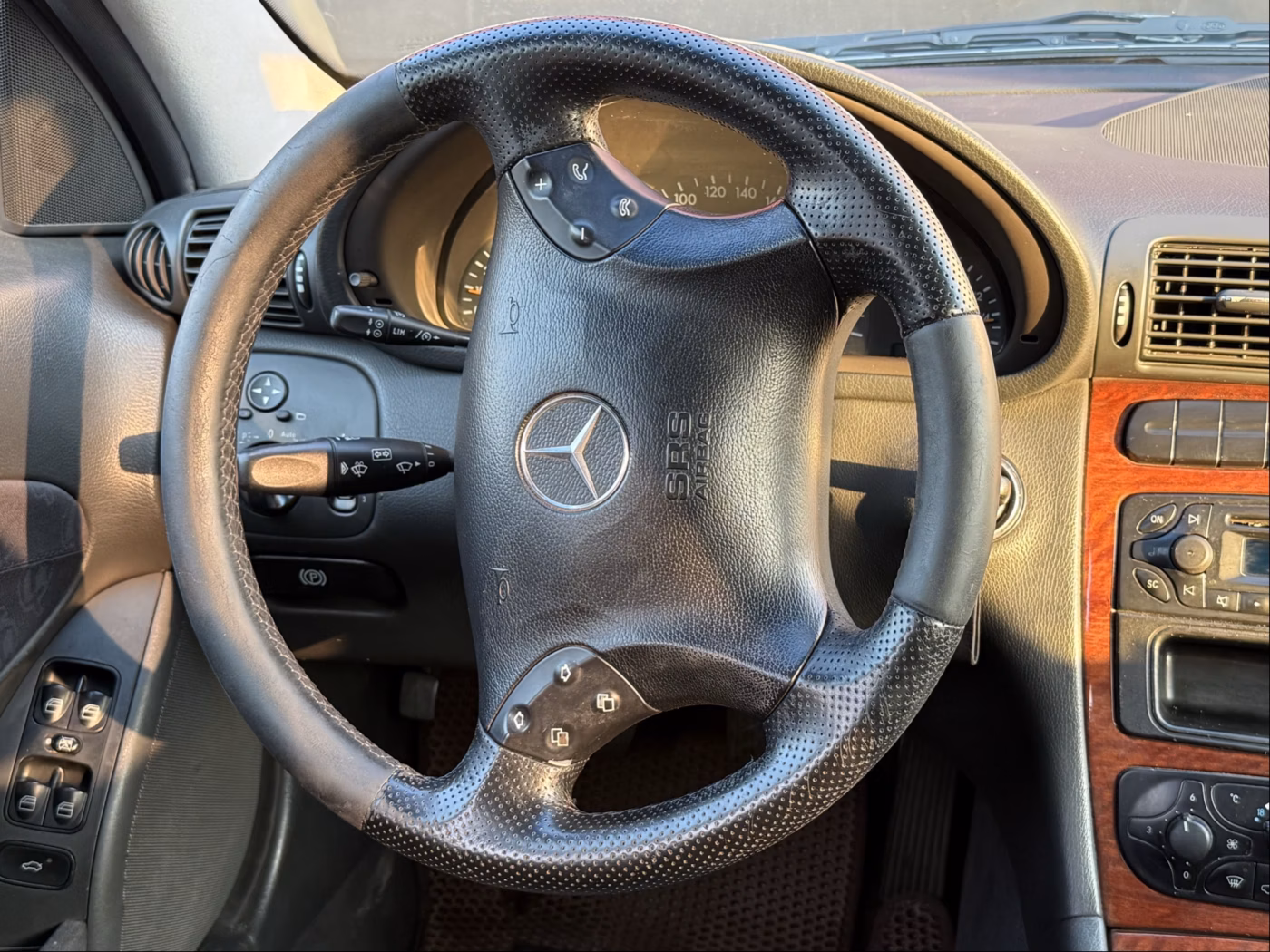 Mercedes-Benz C-Класс фото 14