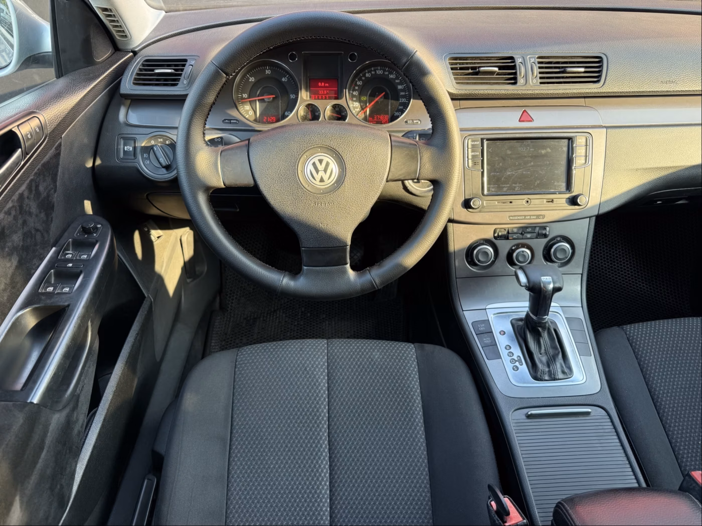 Volkswagen Passat фото 10