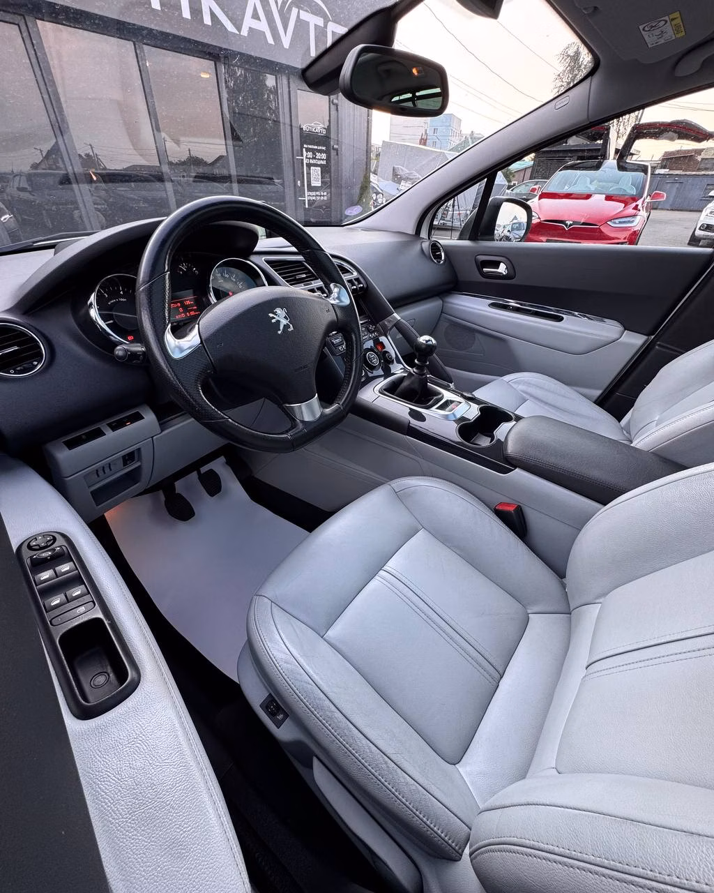 Peugeot 3008 фото 10