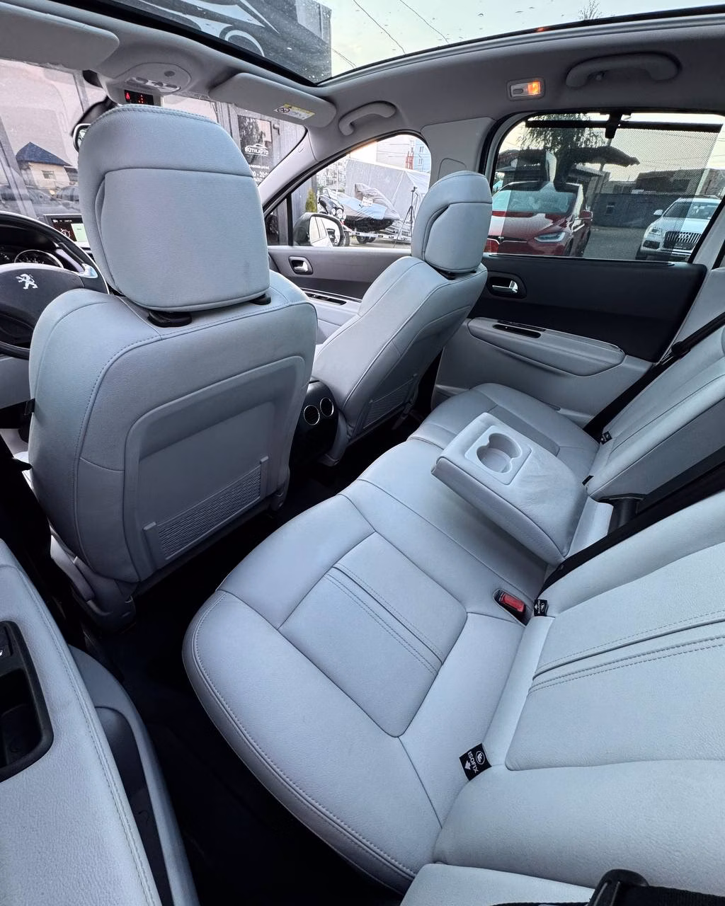 Peugeot 3008 фото 11