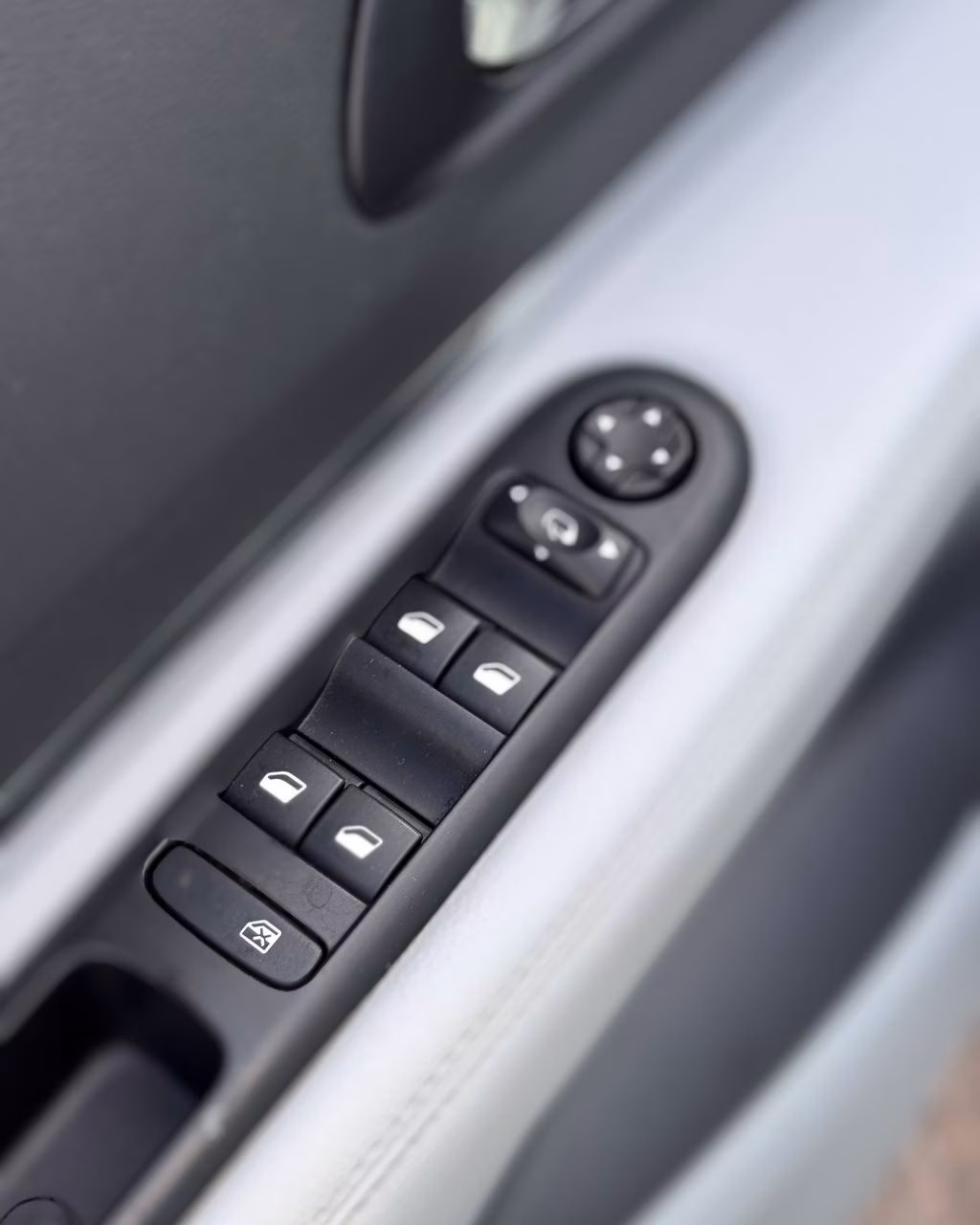 Peugeot 3008 фото 21