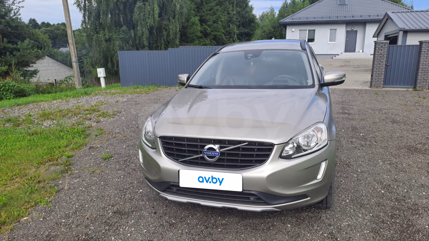 Volvo XC60 фото 3