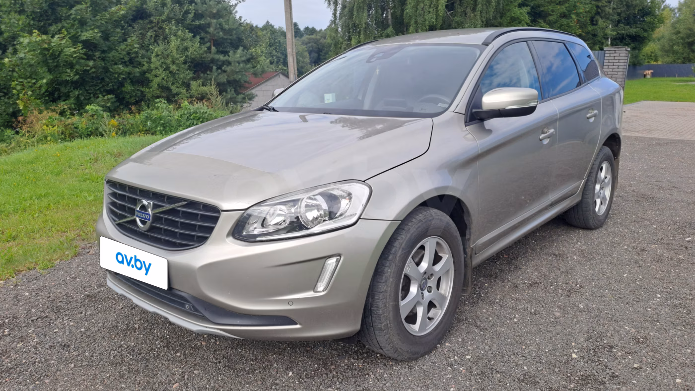 Volvo XC60 фото 2