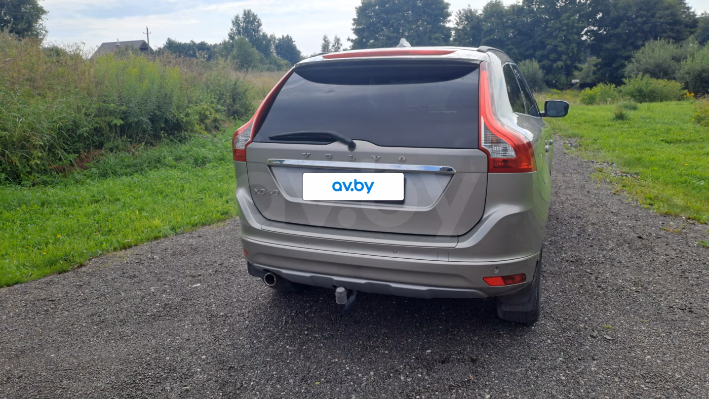 Volvo XC60 фото 5