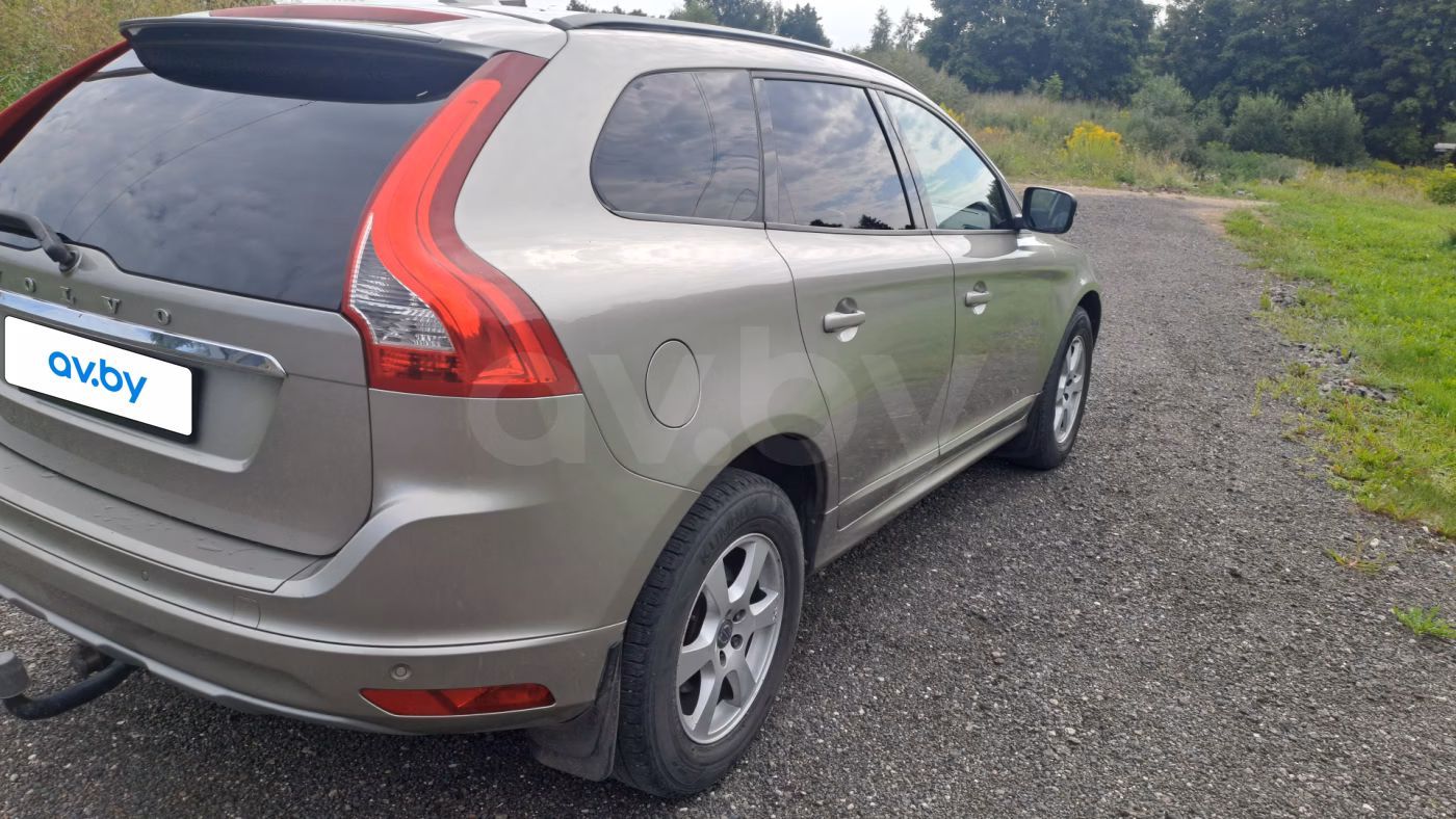 Volvo XC60 фото 6
