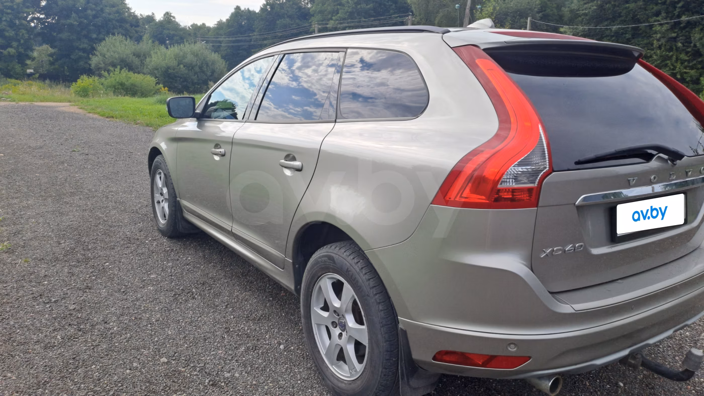 Volvo XC60 фото 7