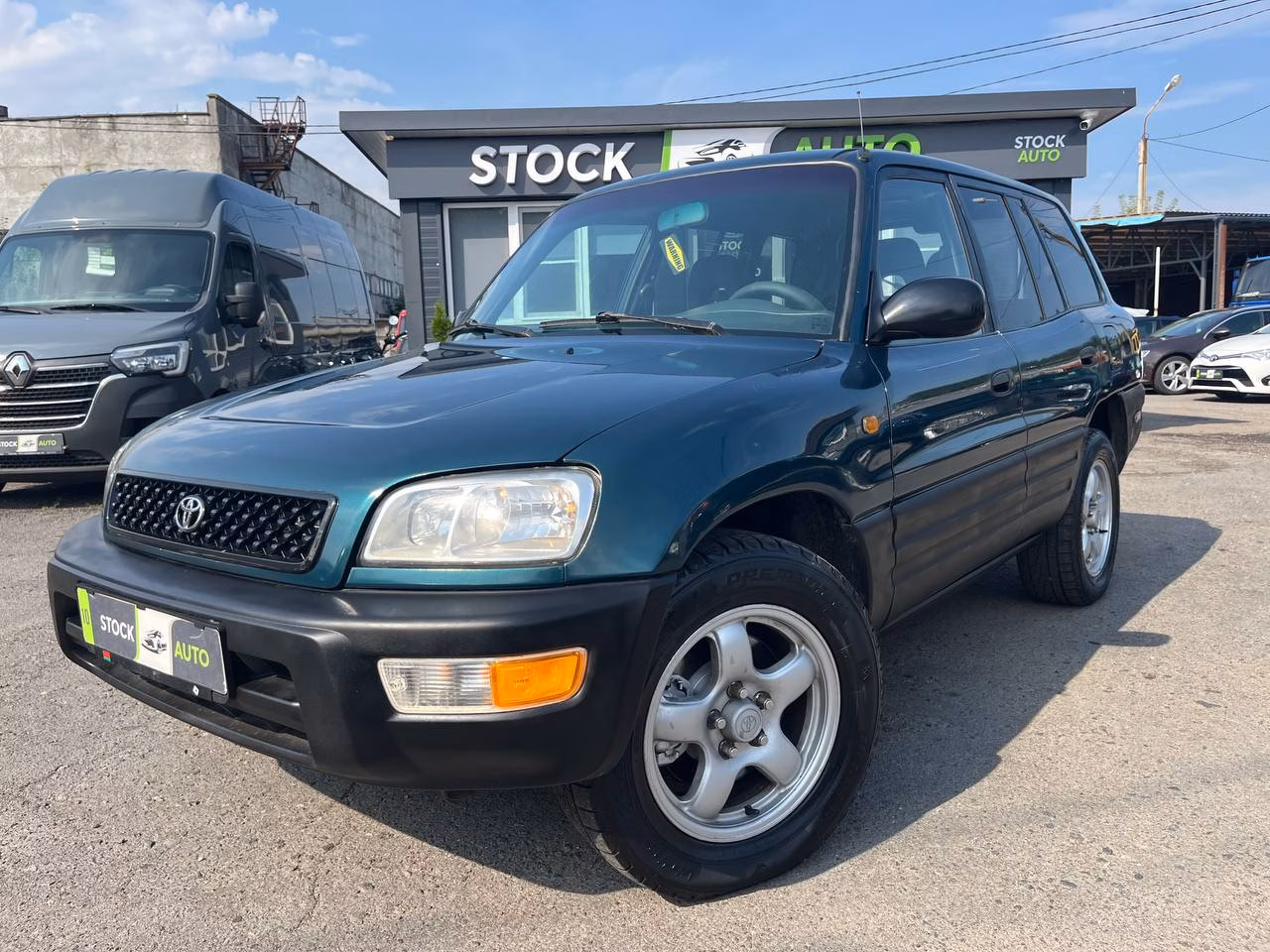 Toyota RAV4 фото 3
