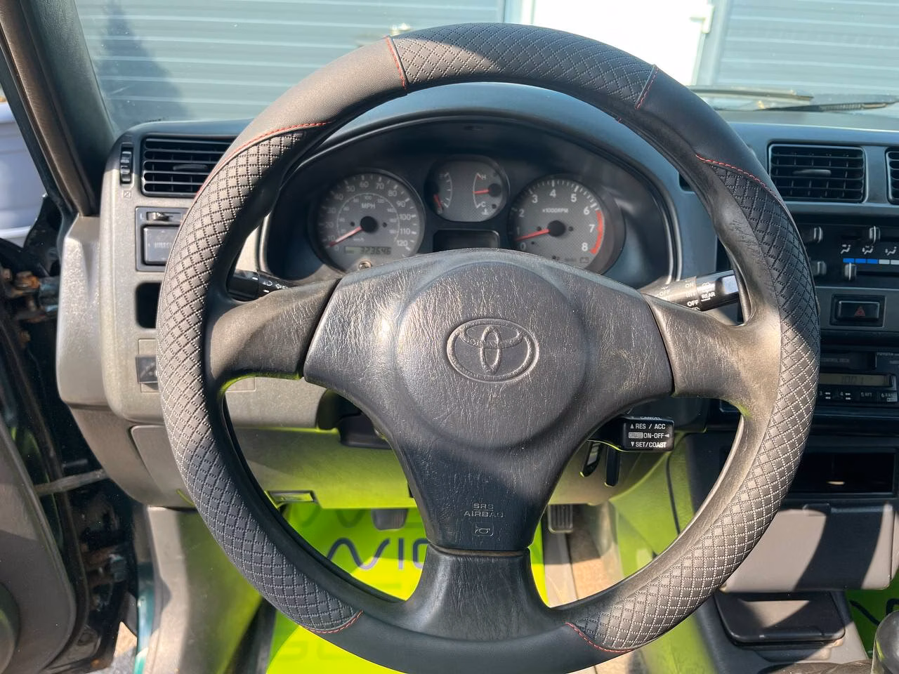 Toyota RAV4 фото 17