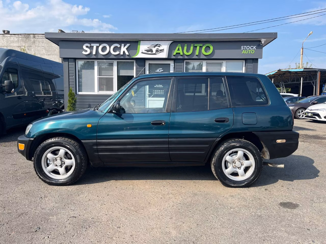 Toyota RAV4 фото 4
