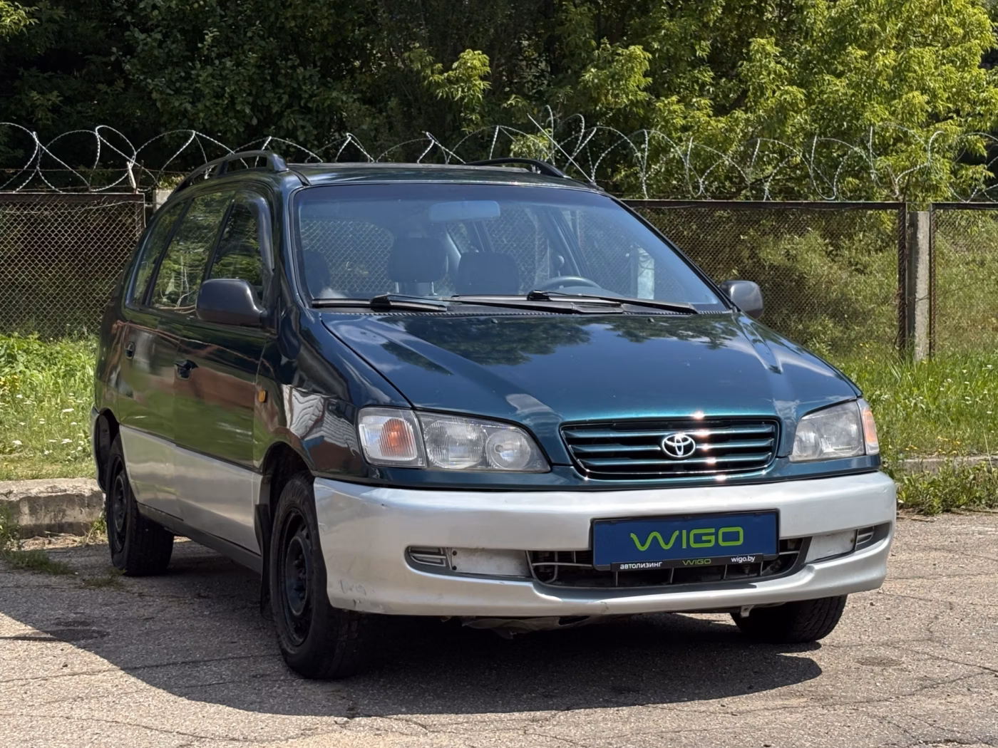Toyota Picnic фото 2