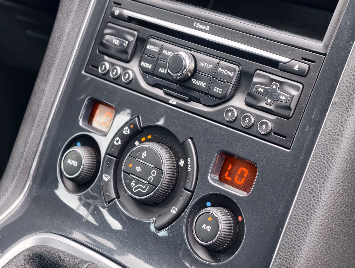Peugeot 5008 фото 17