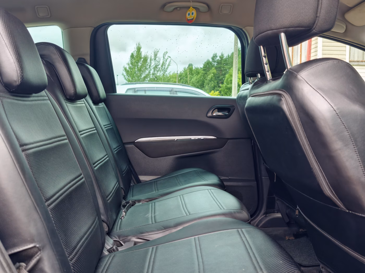 Peugeot 5008 фото 12