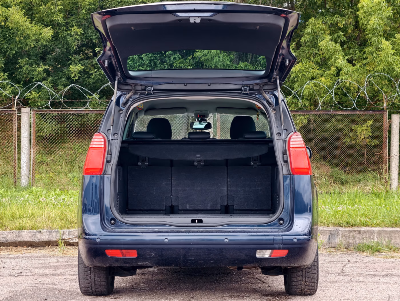 Peugeot 5008 фото 8