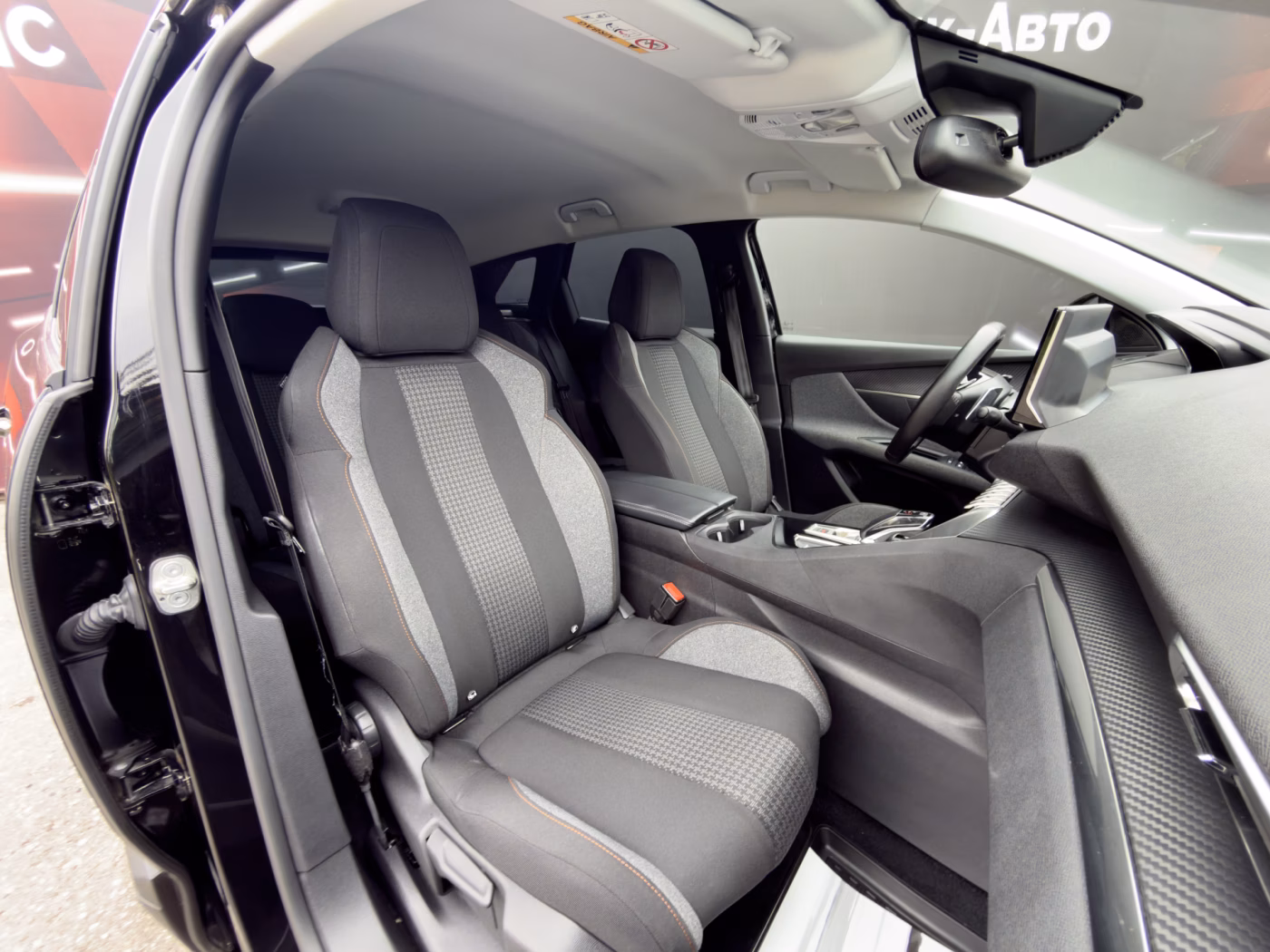 Peugeot 3008 фото 15