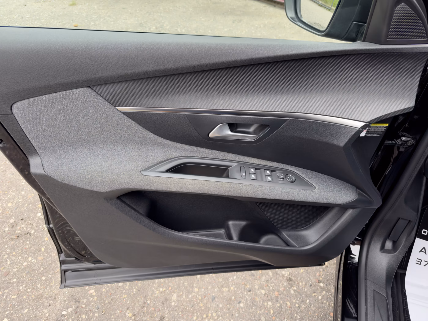 Peugeot 3008 фото 9