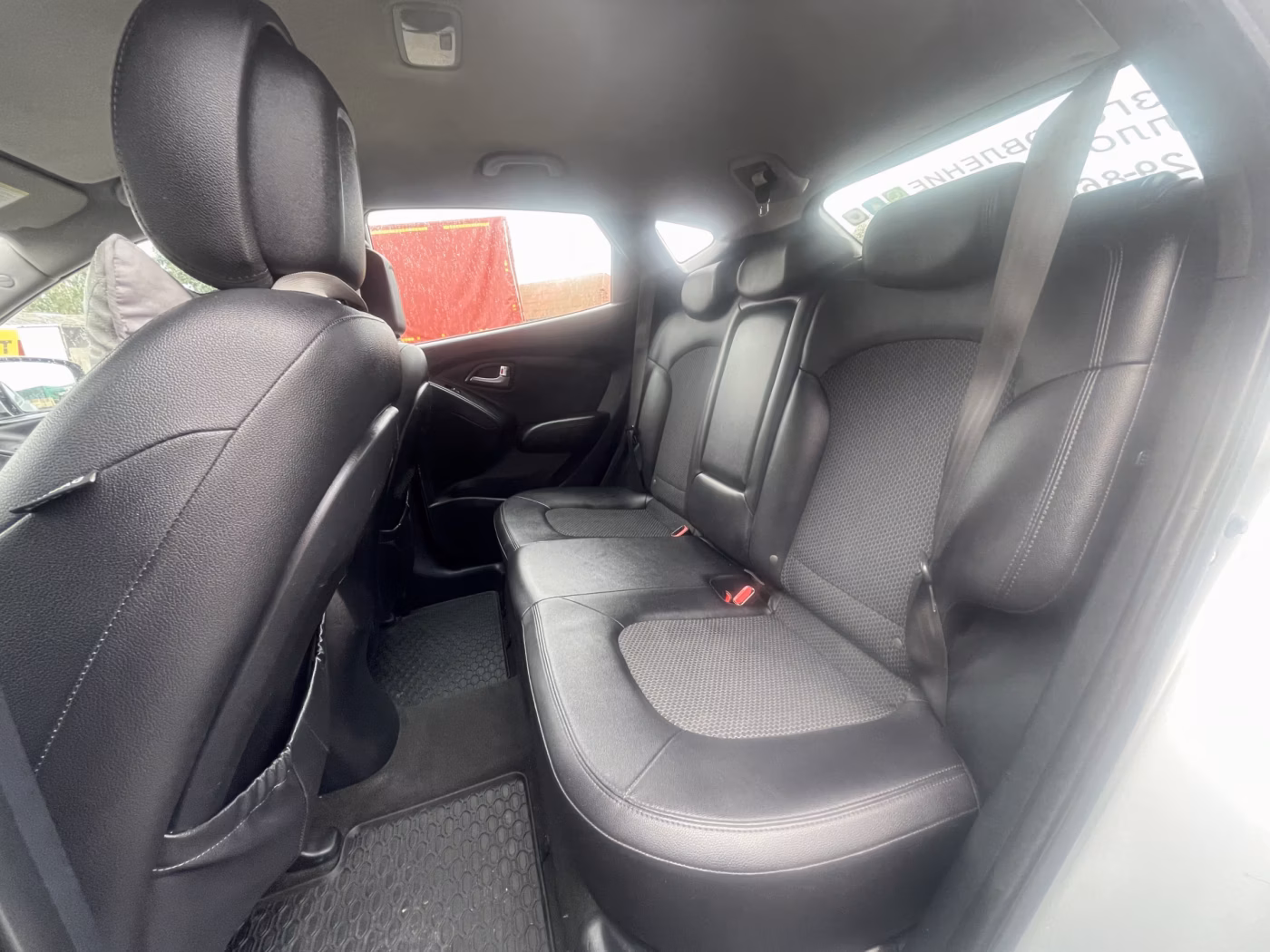 Hyundai ix35 фото 10